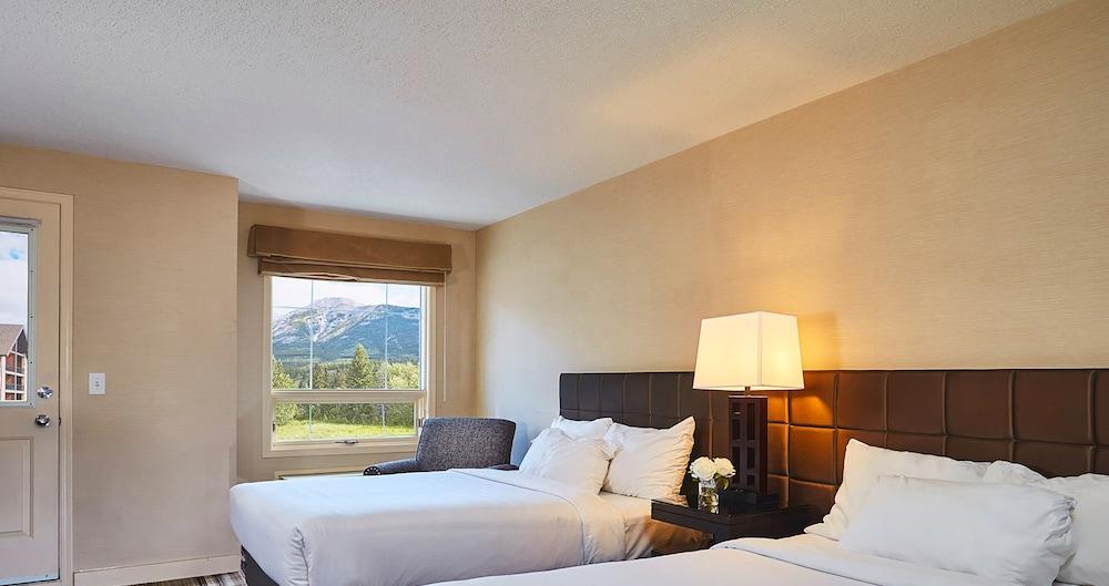 Grande Rockies Resort-bellstar &