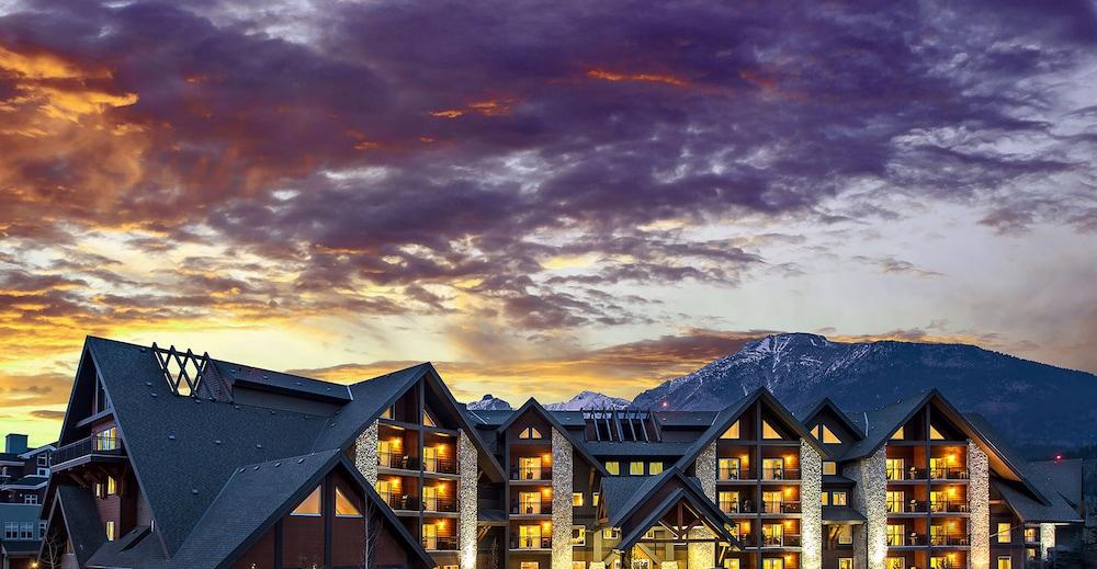 Grande Rockies Resort-bellstar & Hotel Canmore