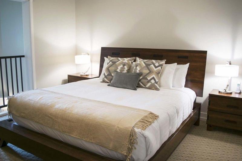 Grande Rockies Resort-bellstar &